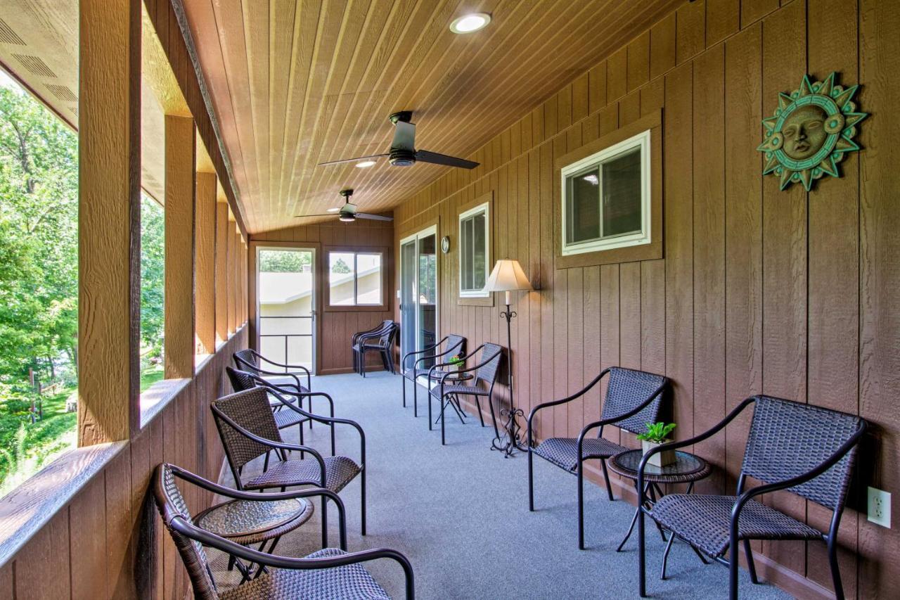 Riversong Waterfront La Crosse Home With Dock Exterior foto