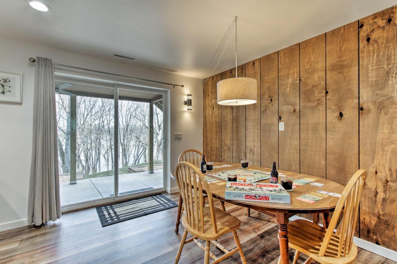 Riversong Waterfront La Crosse Home With Dock Exterior foto